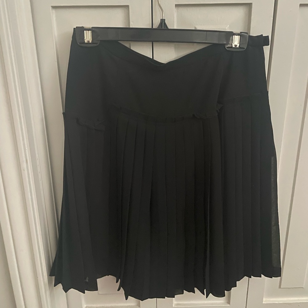 Bcbg black box pleat skirt
